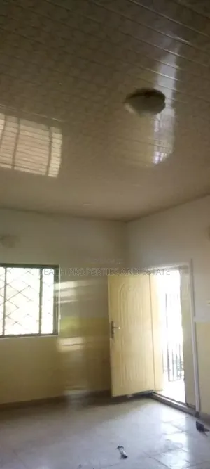 4bdrm Apartment in Jos for rent