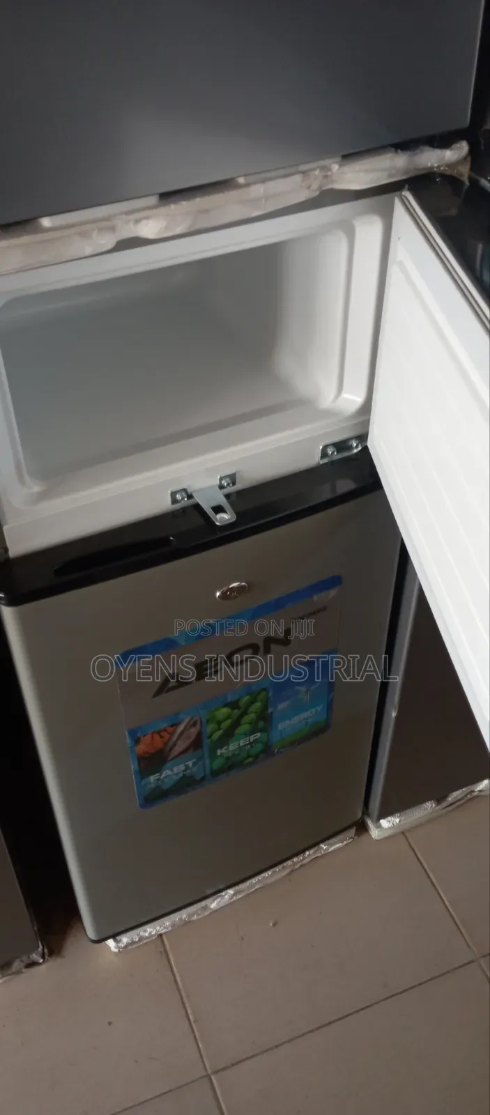 Aeon Barossa Double Door Refrigerator 93l