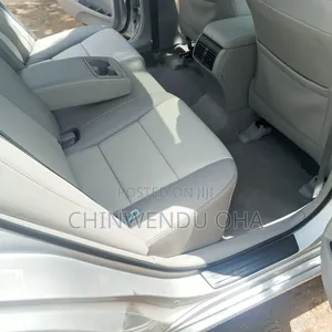 Toyota Camry 2014 Silver