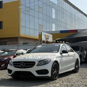 Mercedes-Benz C300 2017 White