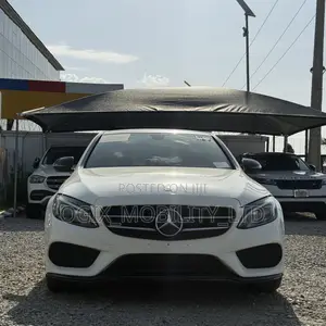 Mercedes-Benz C300 2017 White