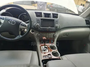 Toyota Highlander 2013 White