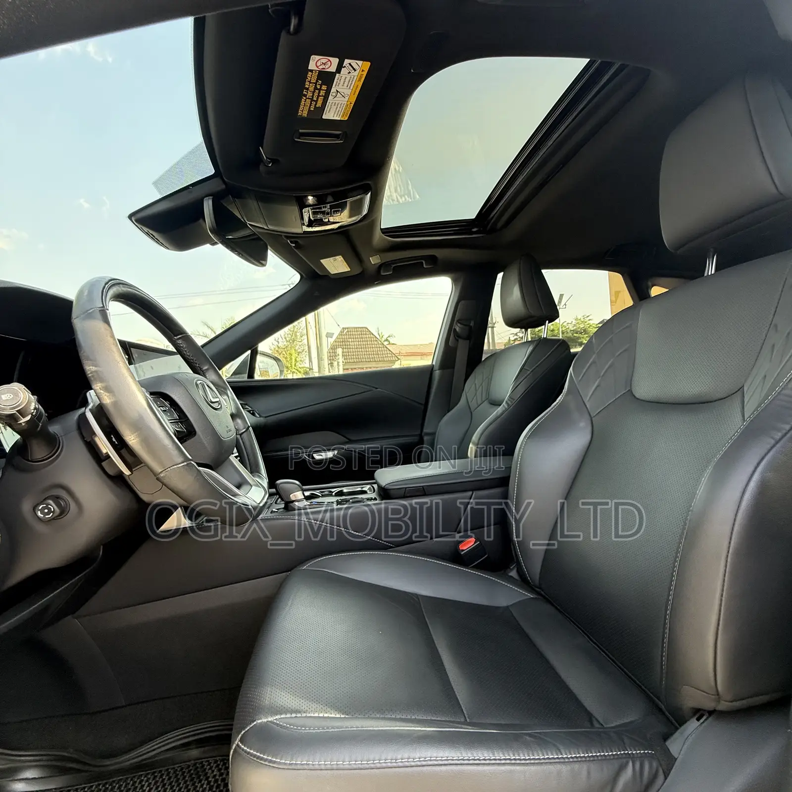 Lexus RX 2023 White