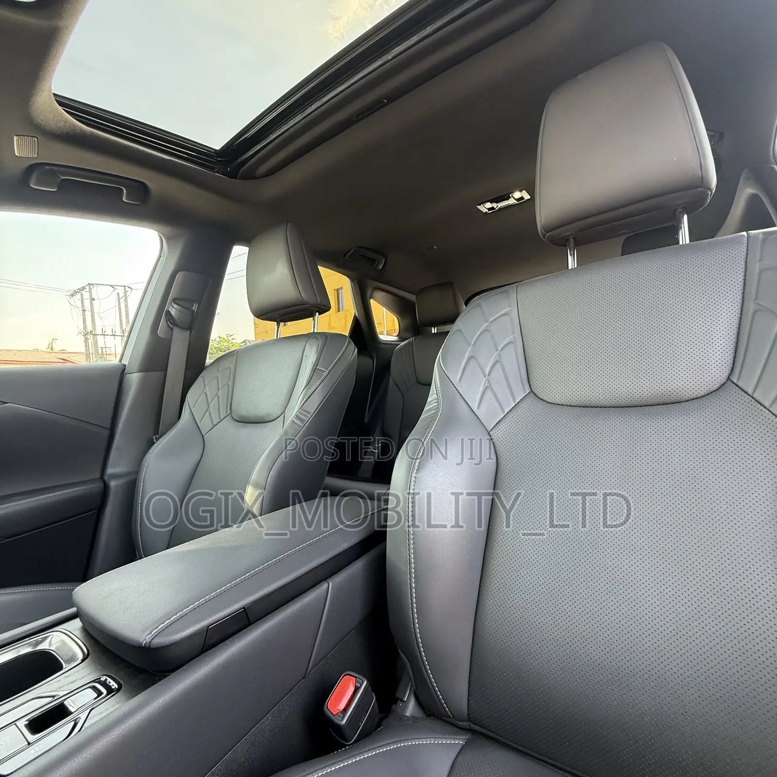Lexus RX 2023 White
