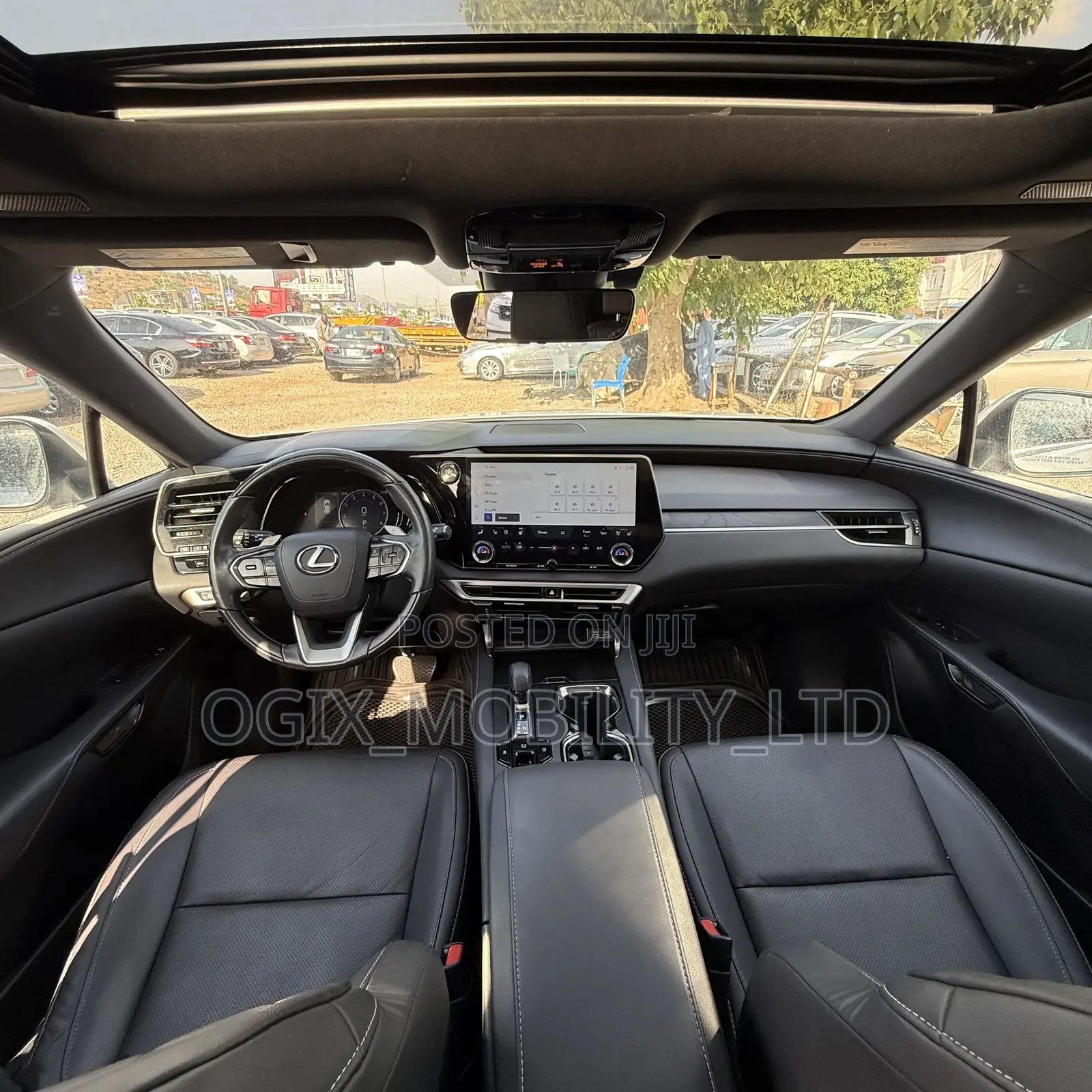 Lexus RX 2023 White