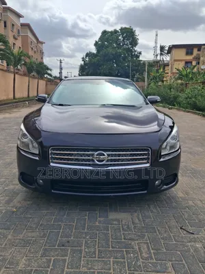 Nissan Altima 3.5 SR Sedan 2011 Brown