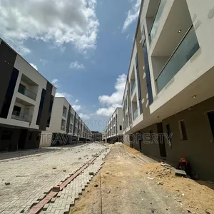 Furnished 4bdrm Duplex in Private Estate Lekki for sale