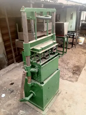 Automatic Block Moulding Machine
