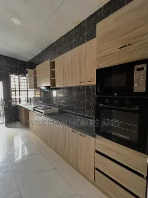 4bdrm Duplex in Ikota Lekki Eti-Osa for rent