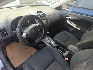 Toyota Corolla S 4dr Sedan (1.8L 4cyl 4A) 2012 Silver