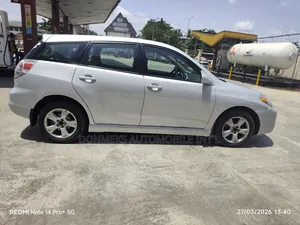 Toyota Matrix 2005 Silver