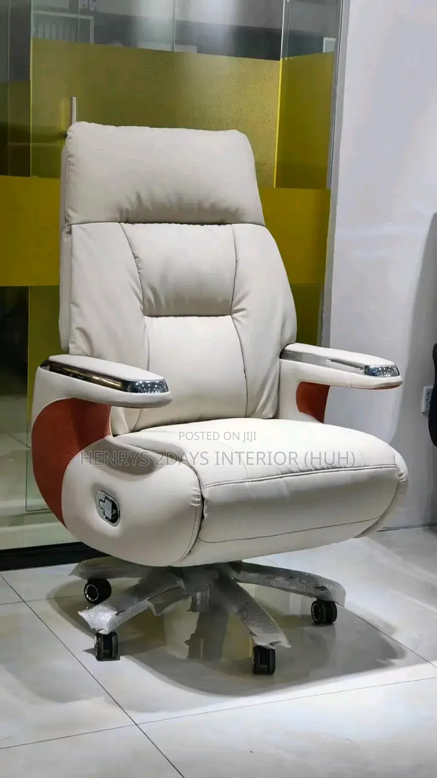 Massaging Chairs