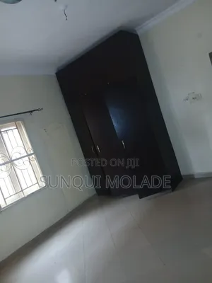 3bdrm Apartment in Isheri North for rent