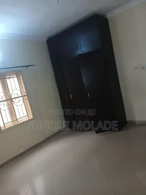 3bdrm Apartment in Isheri North for rent
