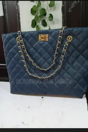 Handmade Chic Quilted Bag