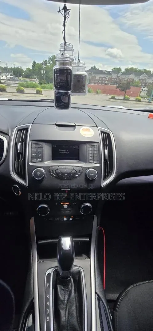 Ford Edge SEL 4dr AWD 2017 Silver