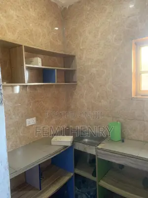 Mini Flat in Shabash Lounge, Jos for rent