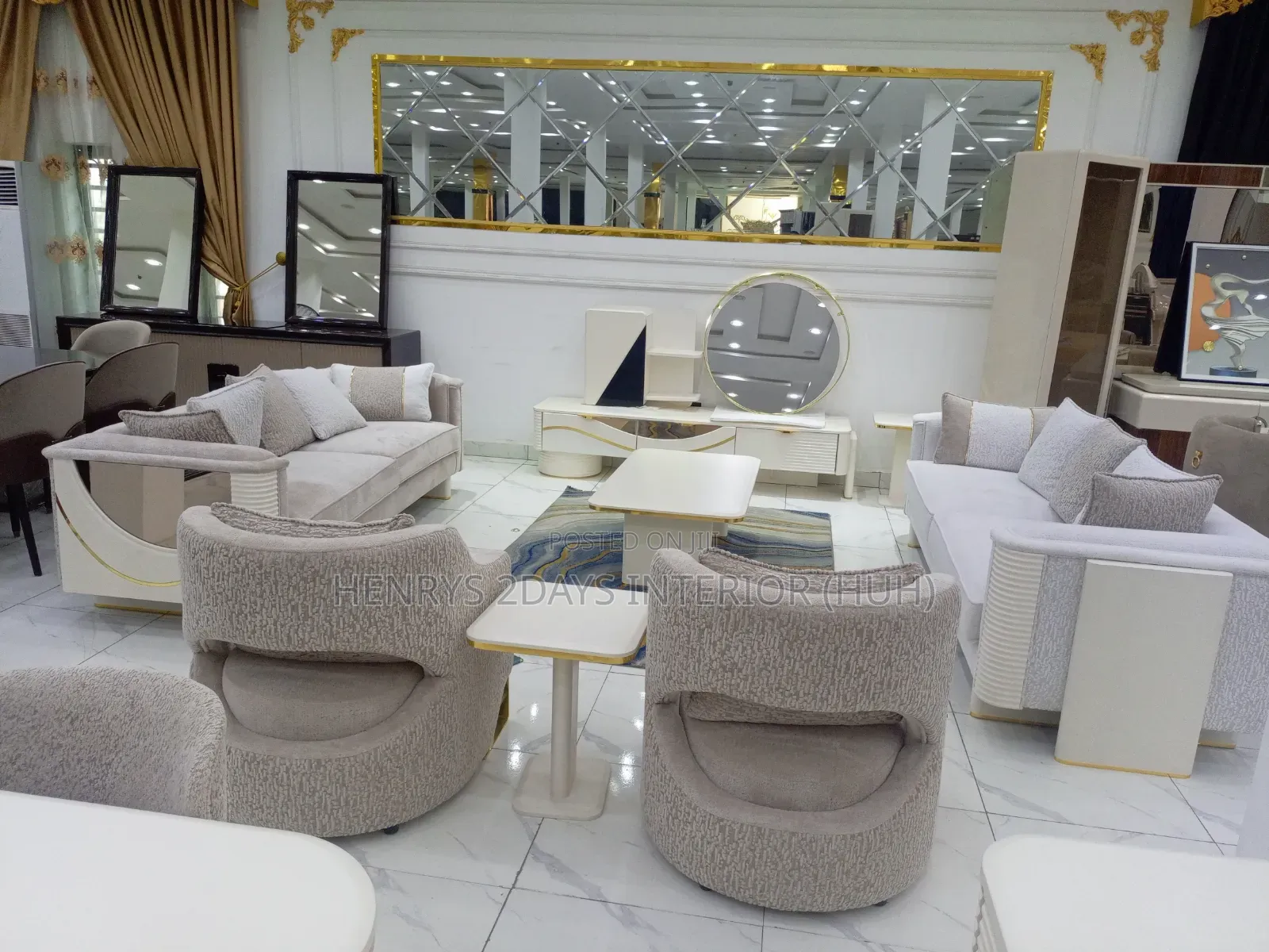 Turkish Sofa And Center Table