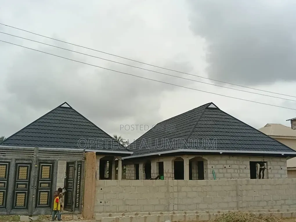 Geerad Roofing Material