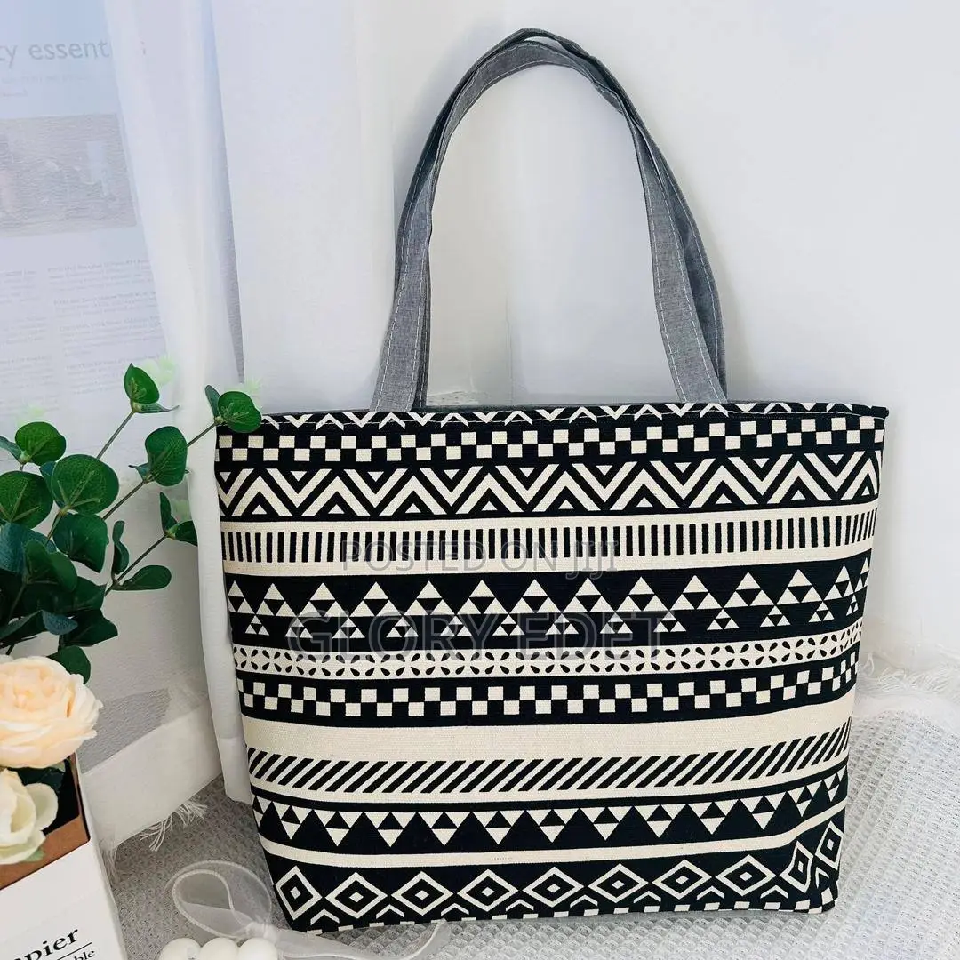 Classical Design Solid Tote Bag
