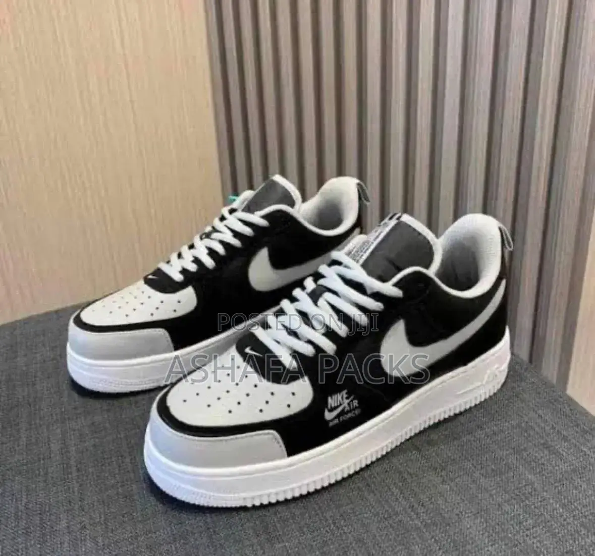 Nike Air Force (Boxed)