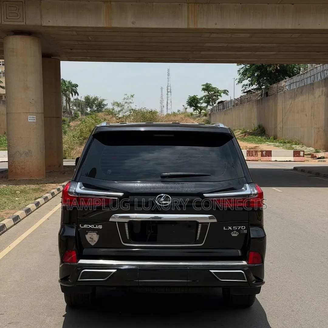 Lexus LX 2020 Black