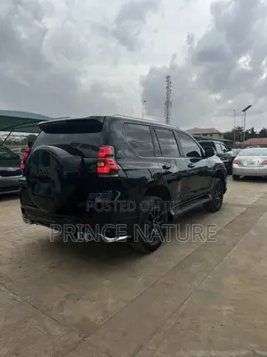 Toyota Land Cruiser Prado 2.7 i 2012 Black