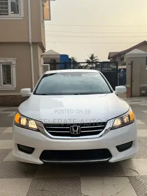 Honda Accord EX-L 4dr Sedan FWD (2.4L 4cyl 2A) 2013 White