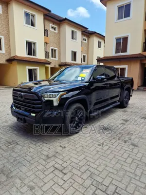 Toyota Tundra Limited CrewMax 4WD SB w/6.5' Bed 2025 Black