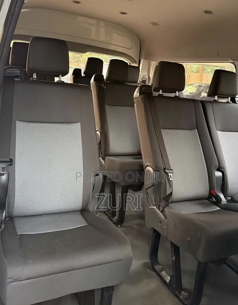 Toyota Hiace for Daily Rental