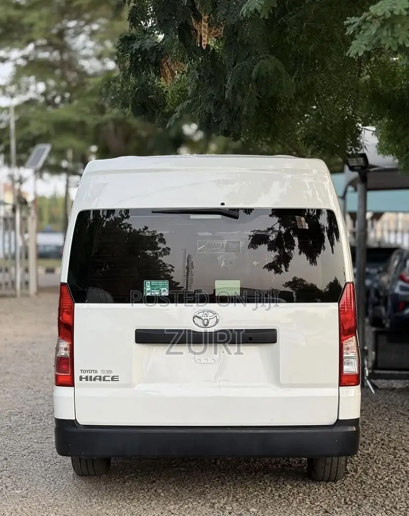 Toyota Hiace for Daily Rental