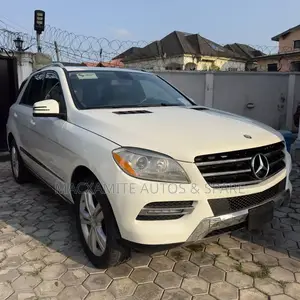 Mercedes-Benz M Class ML 350 4Matic 2013 White