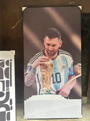 Lonl Messi Portrait Pictures on Canvas Print