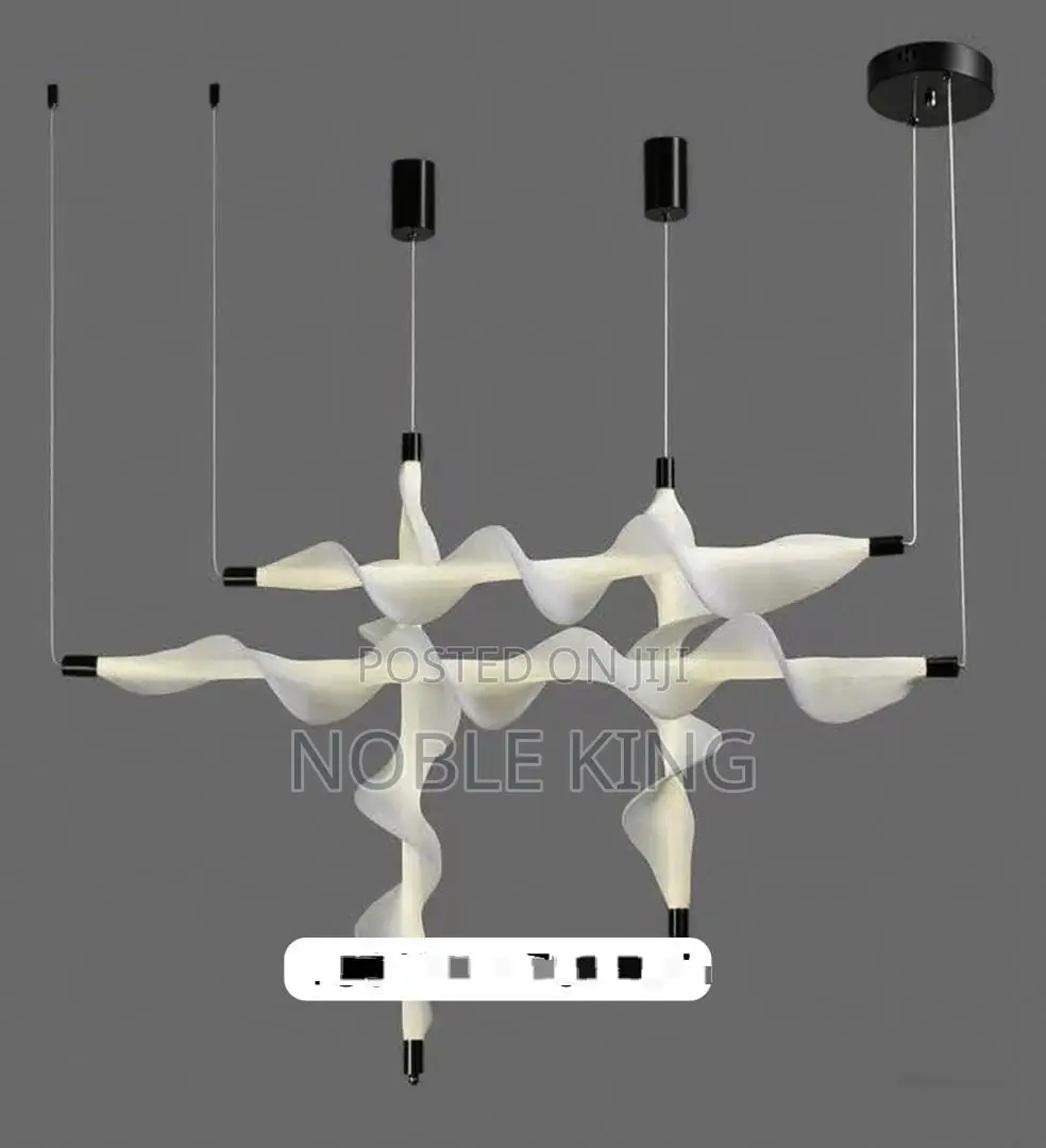 Modern Art Creative Pendant Lights Are Used for Restaurant Bar