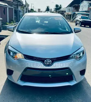 Toyota Corolla LE Eco Premium 4dr Sedan (1.8L 4cyl CVT) 2014 Silver