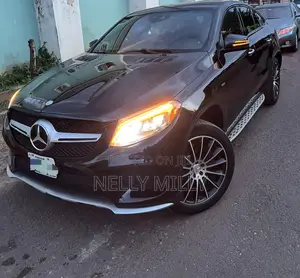 Mercedes-Benz GLE-Class 2017 Black