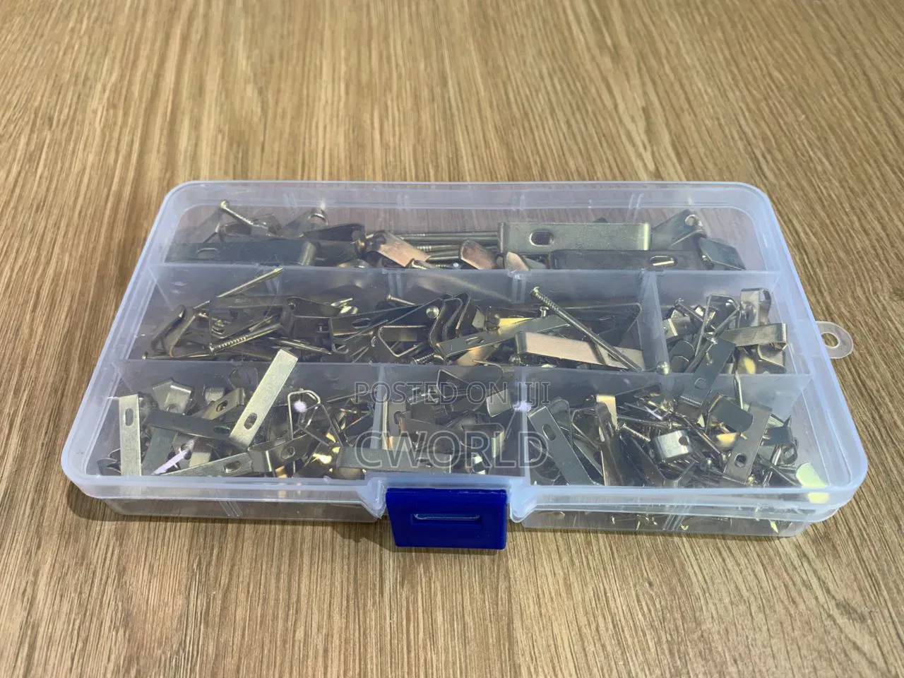 Assorted Gold Picture Hanging Hardware Kit