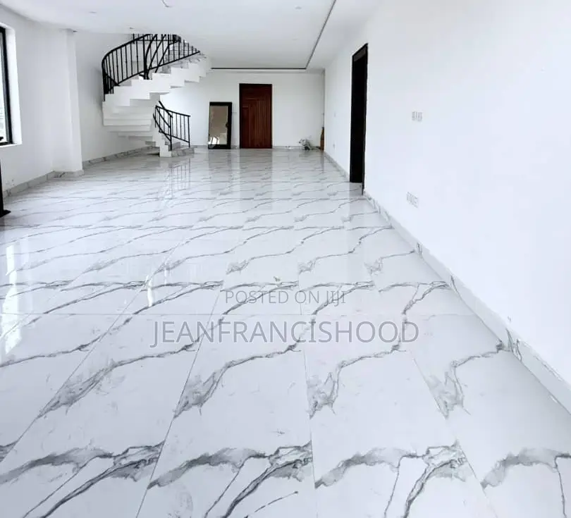 4bdrm Maisonette in 1004 for Sale