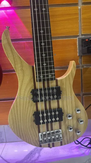 Magna Mh5 Active 5 Strings Bass Guitar