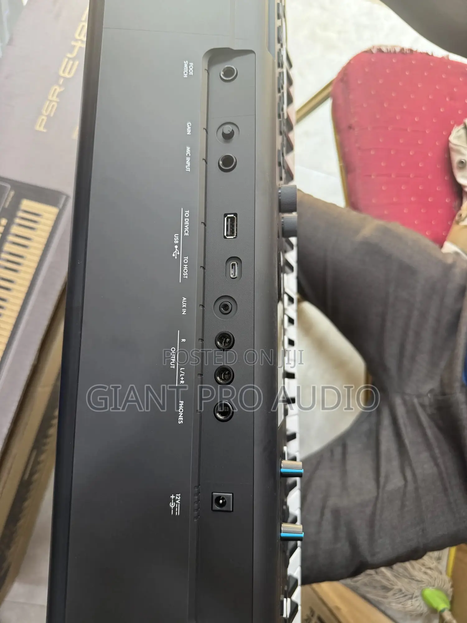 Yamaha PSR-E483 Keyboard