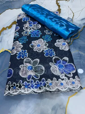 Big Chantilly Lace