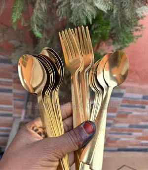 Set Golden Cutlery