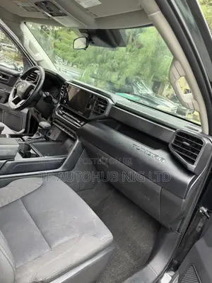 Toyota Tundra Platinum CrewMax 6.5' Bed 2023 Black