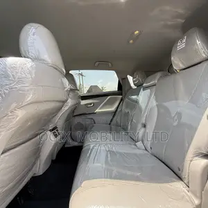Toyota Venza AWD 2012 Silver