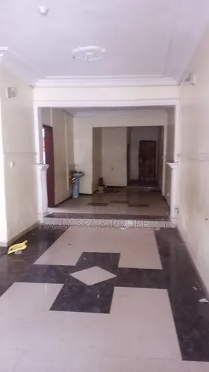 3bdrm Apartment in Soluyi for rent