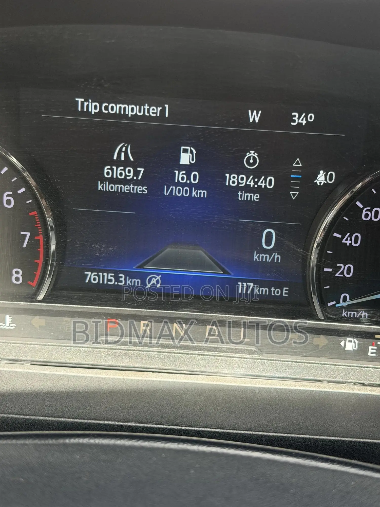 Ford Explorer XLT 2022 Gray