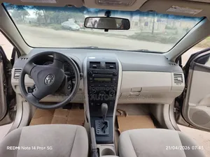Toyota Corolla 2009 Gold