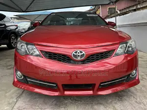 Toyota Camry SE 4dr Sedan w/Prod. End 11/13 (3.5L 6cyl 6A) 2014 Red