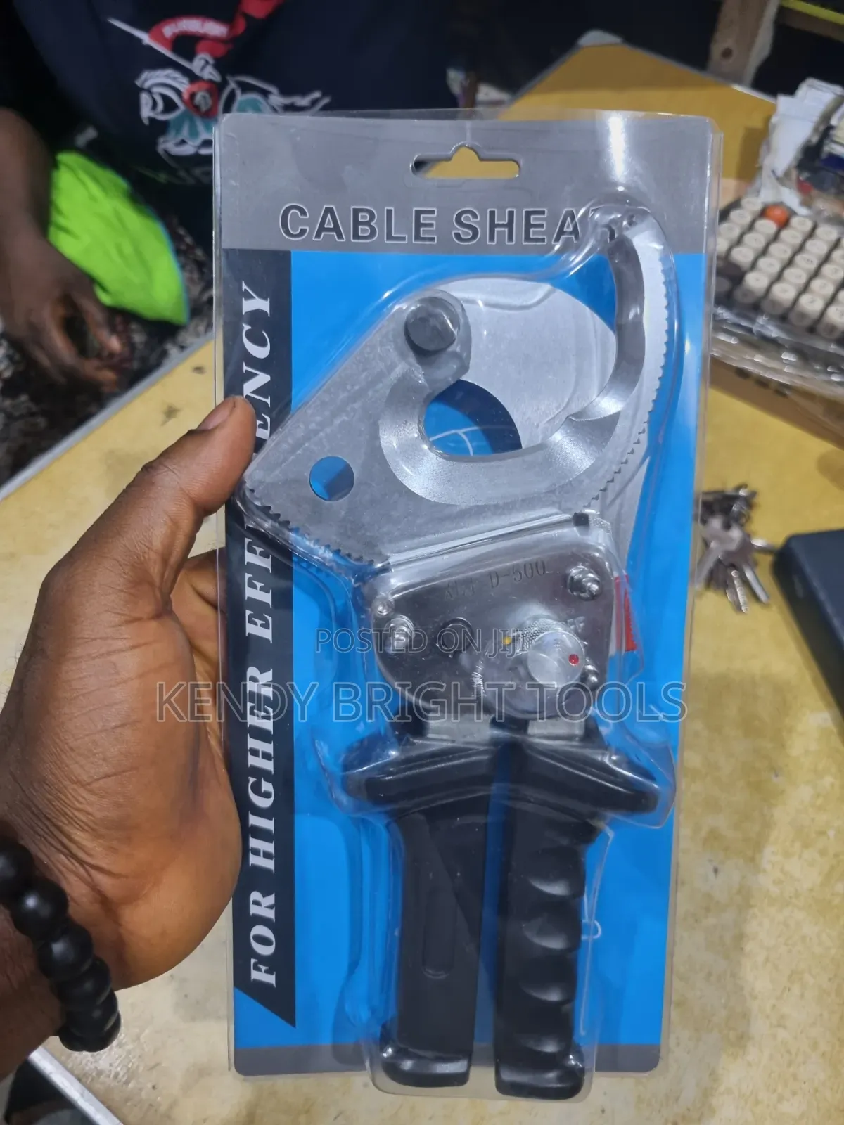 Ratchet Cable Cutter