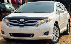 Toyota Venza XLE 2013 White